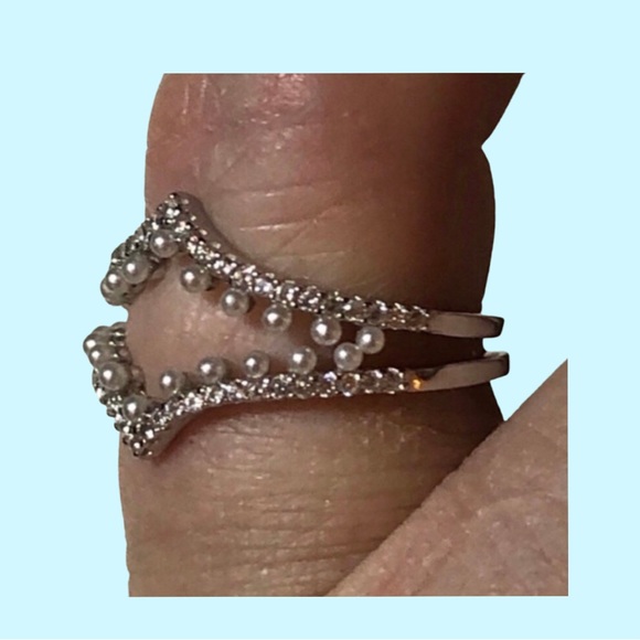 🚨50% off! Delicate Pearl, 5A CZs & Sterling 2 ring guard set! See all pictures - Picture 1 of 16